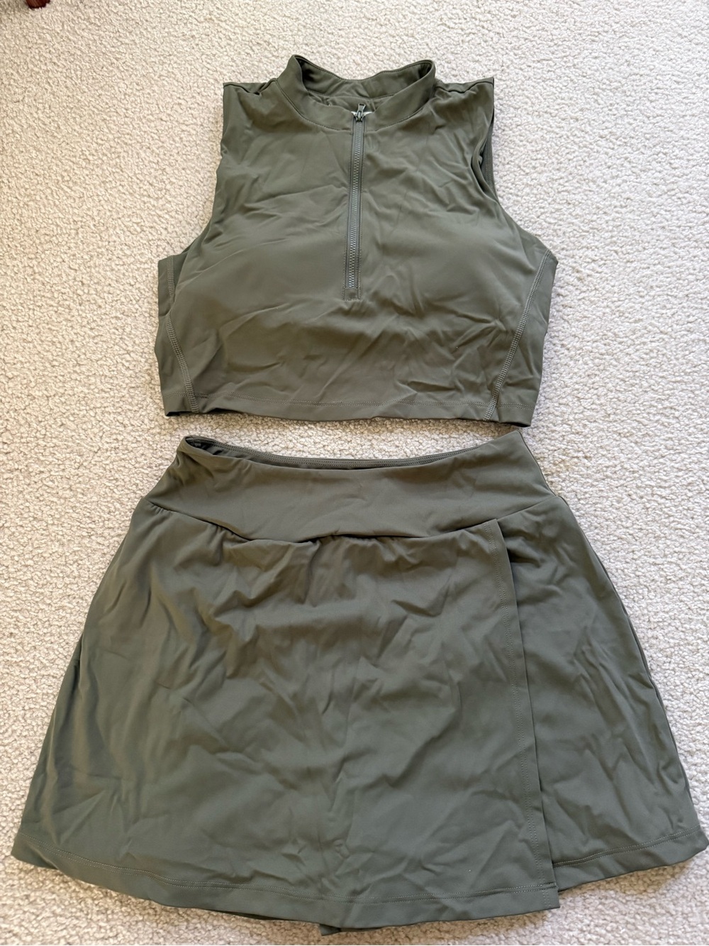 Recess Pickleball Smoth Skirt & Clarkson Crop Bra Set – Size M – Olive – Worn 1x